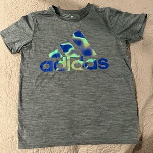 Boys Adidas Aeroready T Shirt Size L 14/16